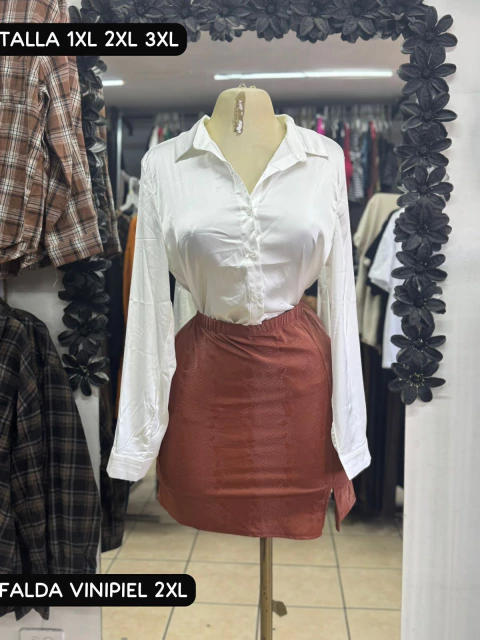 Falda vinipiel