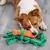 Juguete de peluche con forma de zanahoria para perro, juguete interactivo para m - Tienda Perrionni