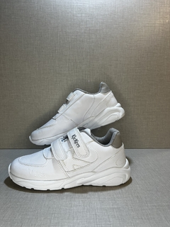 Zapatilla colegial Kickers Miles Gris