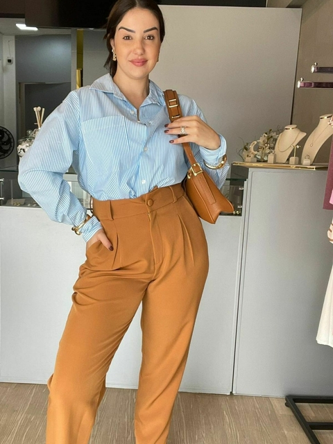 CALÇA ALFAIATARIA MAY CARAMELO - comprar online