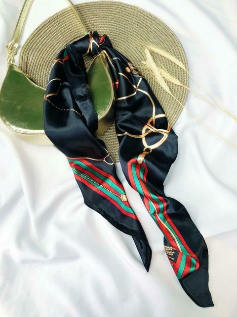 Lenço Fashionista Pingente