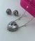Conjunto de Coração cristal cravejado com mini pérolas na corrente