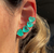 Ear Cuff com Corações em Esmeralda Colombiana no banho Rodio Branco