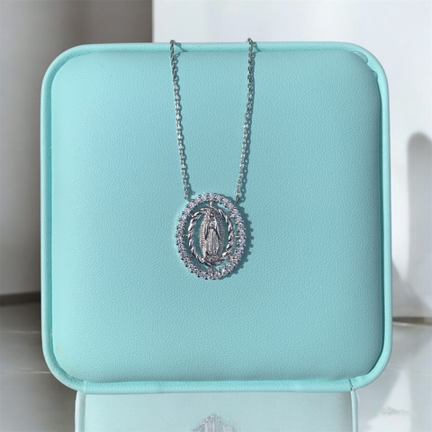 Colar Maior Nossa Senhora de Guadalupe cravejado no banho Ródio Branco - comprar online
