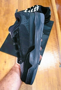 Adidas 2000 Black - GRIBSTORE
