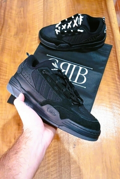 Adidas 2000 Black