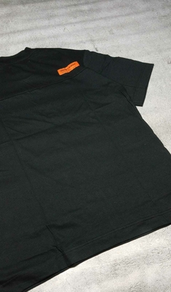 Basica Huoky Negra - comprar online