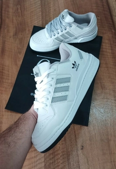 Adidas Forum en internet