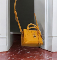 Bolsa marca BEBE