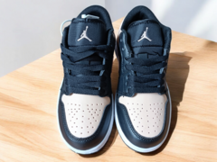 Tenis Nike Jordan 1 Low Crimson Tint - tienda en línea