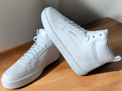 Imagen de Tenis Puma Caven 2.0 Mid Blanco Con Cordones