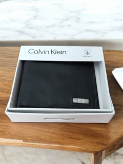 Cartera Calvin Klein De Hombre Original - La Vendimia