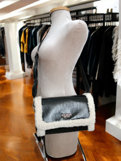 Bolsa Shoulderbag Flap Guess Davika