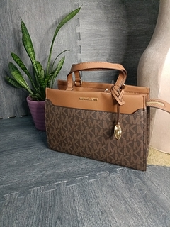 Bolsa de Dama Michael Kors Cafe en internet