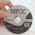 Disco de corte para aço e inox da marca Refoc, medindo 4.1/2" x 364 x 78 2T, segurado por uma mão. O disco é identificado com informações sobre especificações e limites de uso.