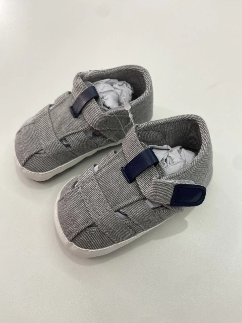 Tênis infantil - 0 a 6 meses