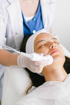 Limpieza facial tensora