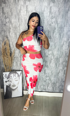 Conjunto giulia na internet