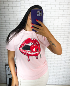 T-shirt cereja - comprar online