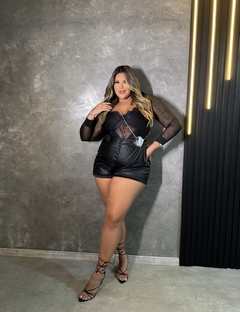 Short couro plus size - comprar online