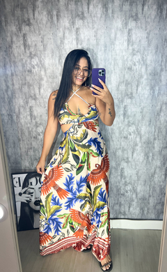 Vestido alana na internet