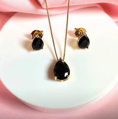 Conjunto colar e brincos gota preta banhados a ouro 18k/ semijoiads - comprar online