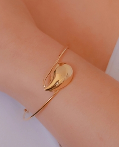 Bracelete fino gota lisa, semijoia, banhado a ouro 18k