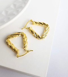 Argolas médias quadradas, banhadas a ouro18k/ semijoias - comprar online
