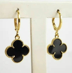 Brincos argolinhas trevo, banhados a ouro 18k, semijoias - comprar online