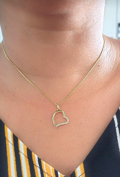 Colar coração vazado, banhado a ouro 18k/semijoias - Lumarc Semijoias
