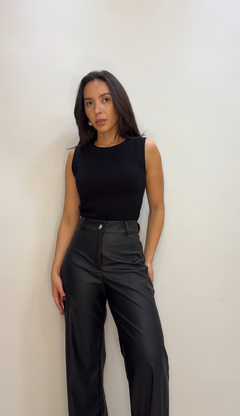 Calça Wide Leg Couro Eco na internet