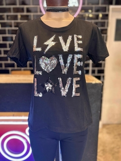 REMERA BORDADA LOVE LOVE - tienda online