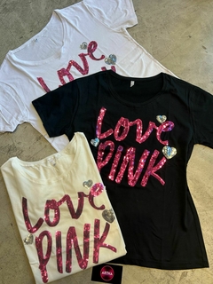 REMERA BORDADA LOVE PINK en internet