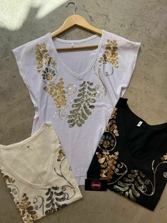 REMERA BORDADA LEAVES - comprar online