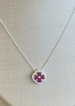 COLAR VAN CLEEF CRAVEJADO TREVO