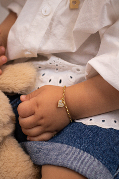 Kit Pulseira mãe e filha Coração Cravejado na internet
