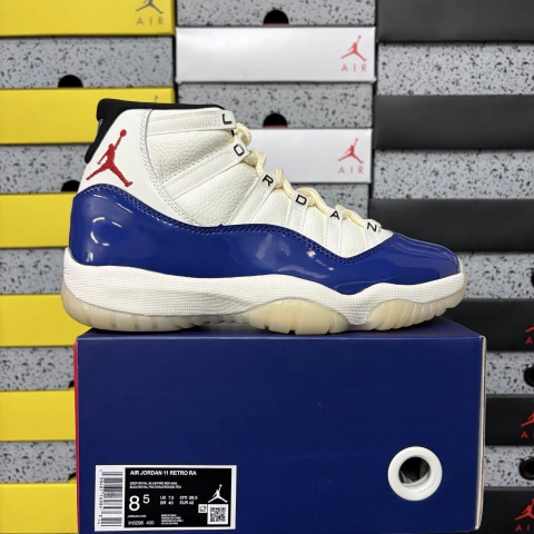 Air Jordan 11 High
