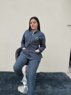 Uniformes de Servicios Generales - Antifluidos Profesionales 