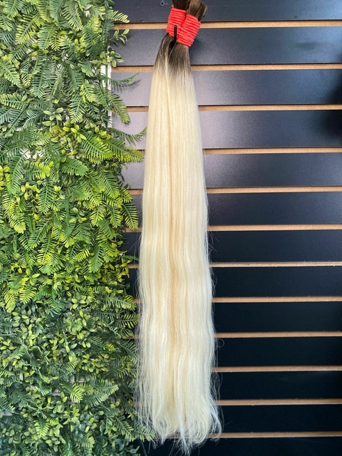 Loiro Raiz Esfumada Levemente Ondulado (65cm) - comprar online