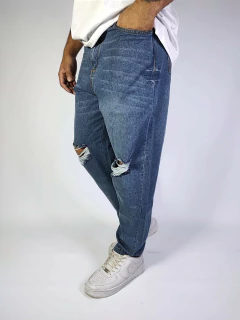 ART-2812 JEAN SEMI RECTO CON ROTURA - comprar online