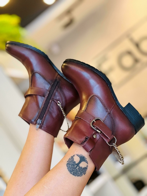 Bota em couro Natalia