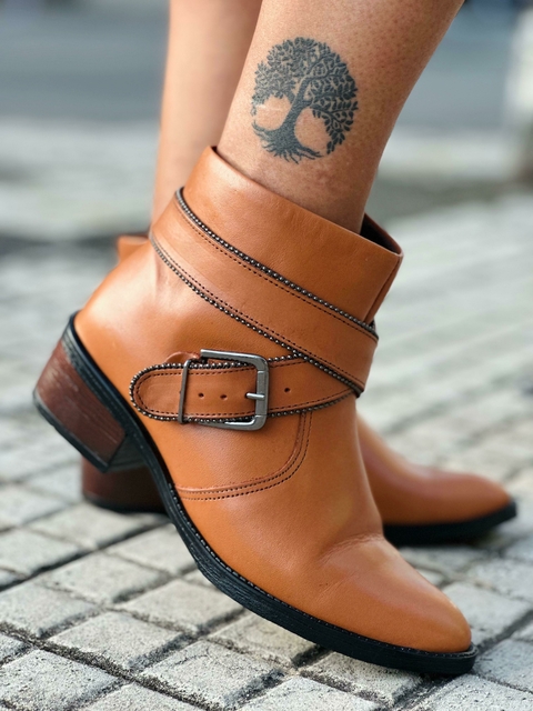 Bota em couro Michele