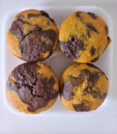 Kit 4 Bolinhos Mesclado de Cenoura com Cacau - 280g (4 Unidades de 70g)