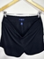 Shorts GAP Preto Liso na internet