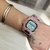 Reloj digital rosa viejo