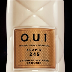 OUI Scapin 245 Loção Desodorante Hidratante corporal 400mL - comprar online