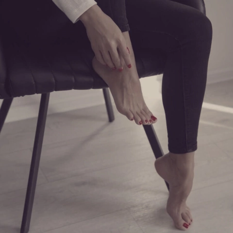 Manos y pies esmaltado semipermanente