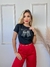 T-Shirt Com Detalhes na internet