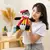 Imagem do Hugsy, o Pinguim de Joey – A Pelúcia Mais Icônica de Friends!