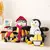 Hugsy, o Pinguim de Joey – A Pelúcia Mais Icônica de Friends!